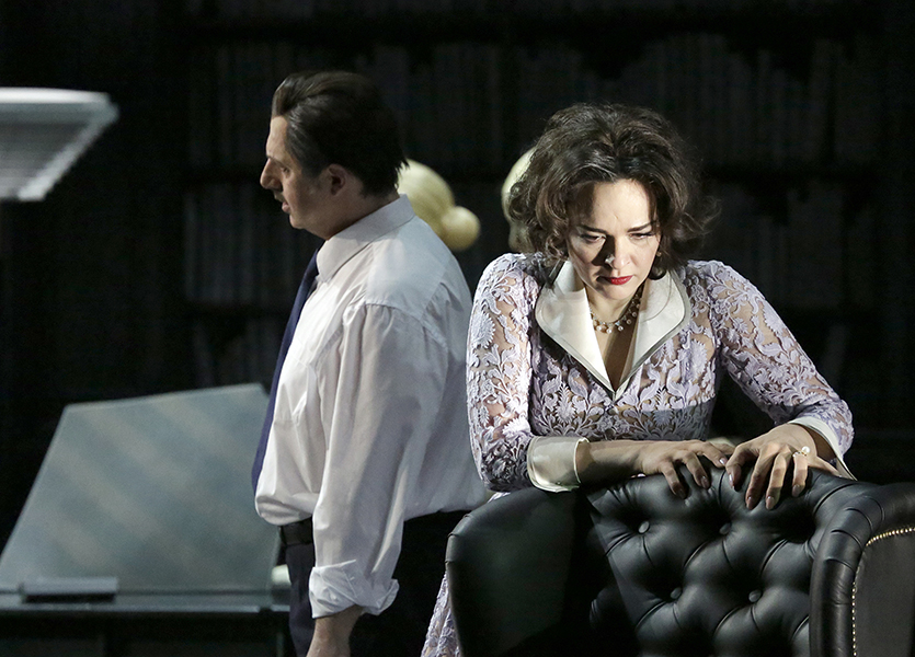 Vladimir Stoyanov as Renato. <br/>Anna Nechaeva as Amelia. <br/>Photo by Damir Yusupov.