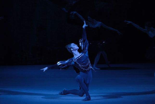 Vladislav Lantratov as The Evil Genius. Photo by Damir Yusupov.