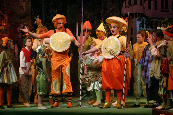 Kirill Filin, Boris Tarkhov as Soldiers Lemons. <br> Photo: archive of the Boris Pokrovsky Musical Theatre. 