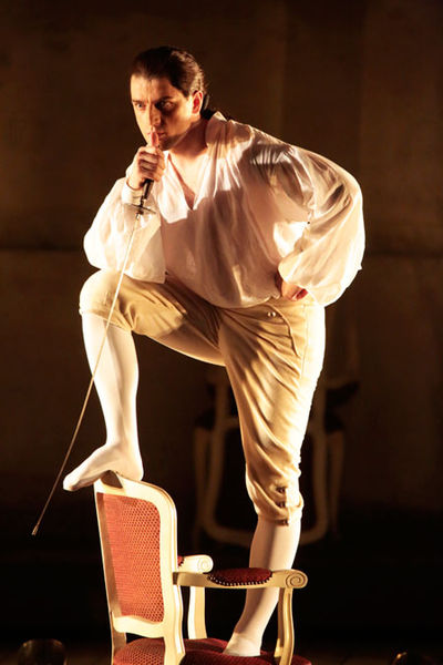 As Guglielmo in Così fan tutte. Photo by Damir Yusupov.