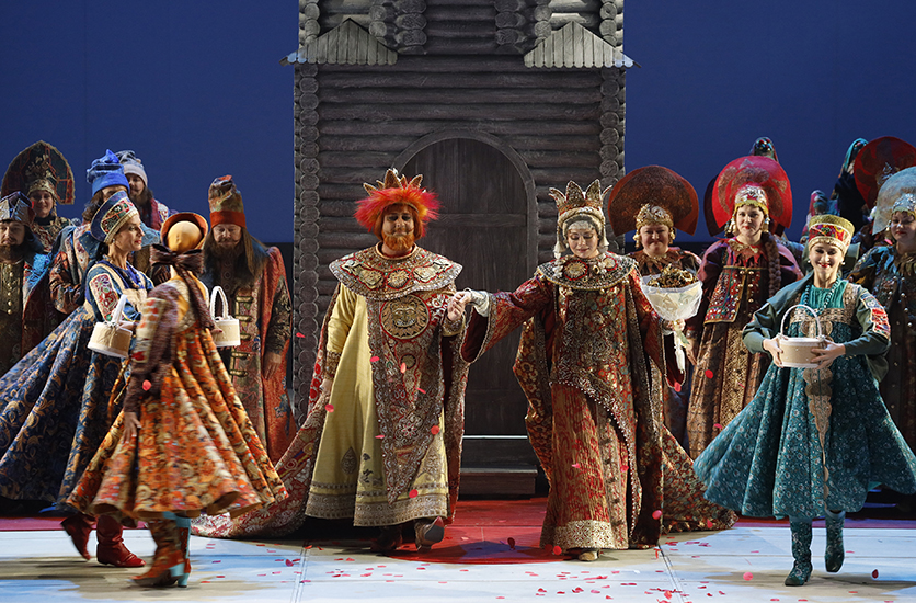 Denis Makarov as Tsar Saltan. <br/>Maria Lobanova as Tsaritsa Militrisa.<br/>  Photo by Damir Yusupov.  