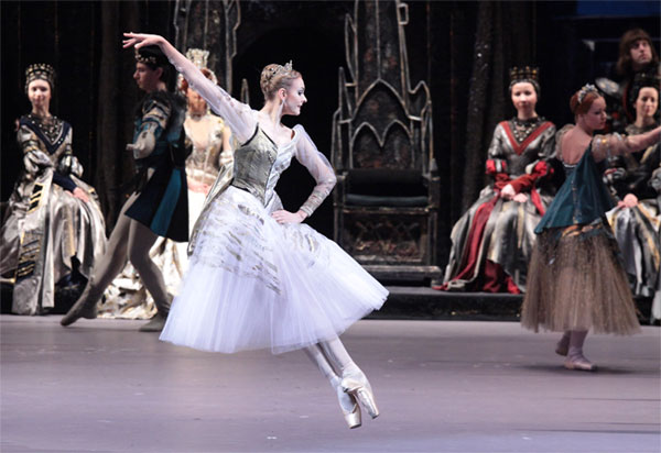 As Hungarian Bride in Swan Lake. Photo by Damir Yusupov.