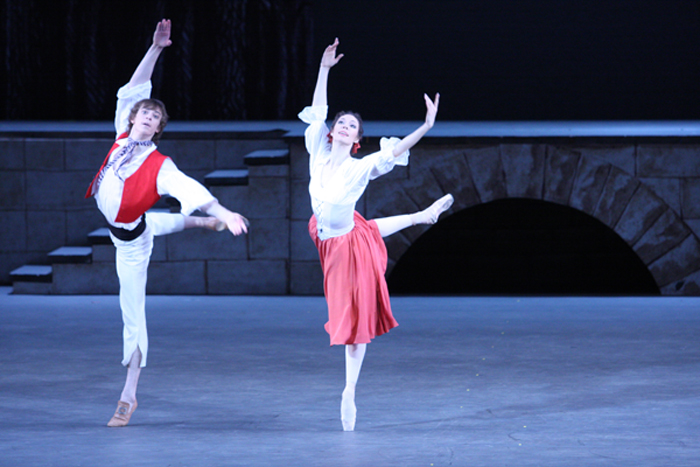 Denis Savin as Jerome. Maria Alexandrova as Jeanne.<br/>Photo by Elena Fetisova.