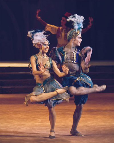 Raymonda. Saracenic Dance.Opposite Alexei Matrakhov.Photo by Irina Lepnova.