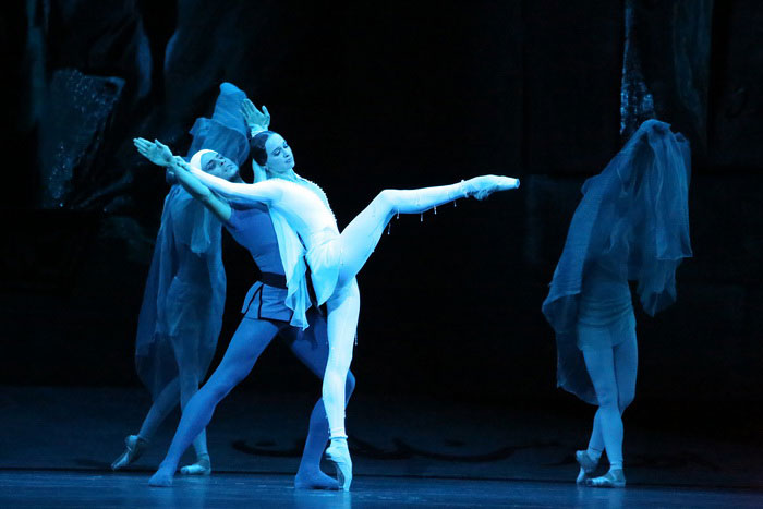 Anna Nikulina as Princess Shireen.<br/> Denis Rodkin as Ferkhad.<br/> Photo by Damir Yusupov.