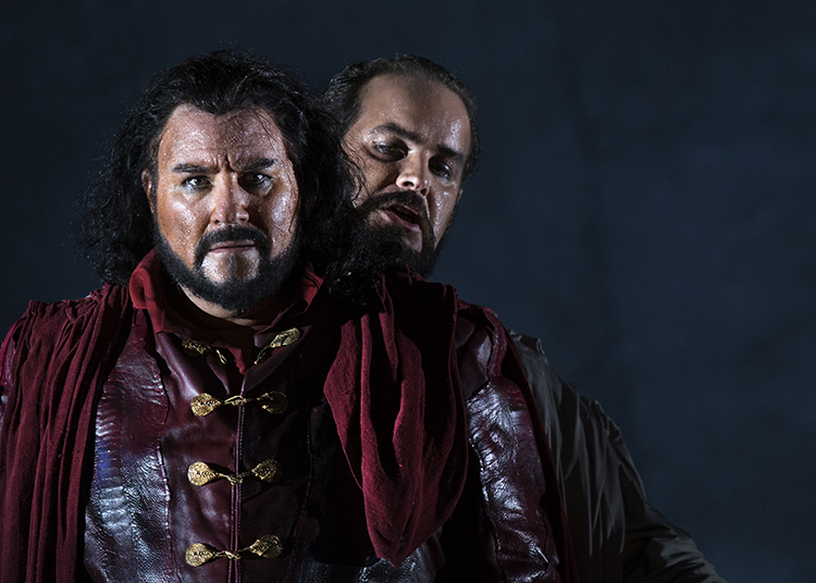 Carl Tanner as Otello. <br/>Elia Fabbian as Jago. <br/>Photo: Soila Puurtinen/ Savonlinna Opera Festival.