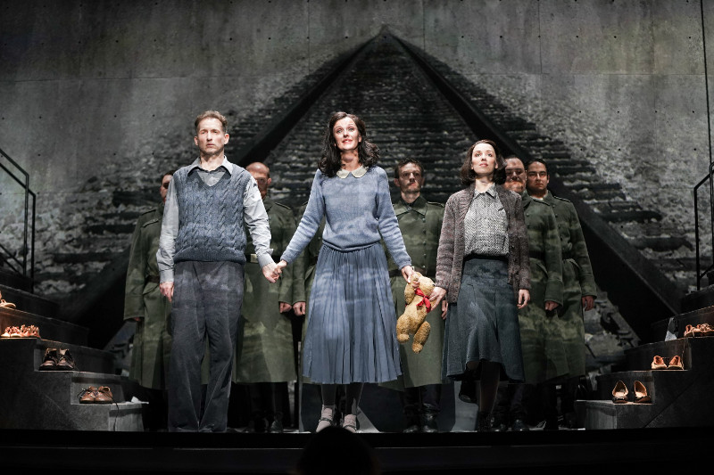 Vasily Gafner as Hans Scholl,  Alexandra Nanoshkina as Anne Frank,  Irina Khruleva as Sophie Scholl. <br> Photo by Pavel Rychkov.