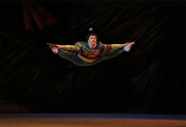 Egor Sharkov as Chinese Doll. Photo by Damir Yusupov.