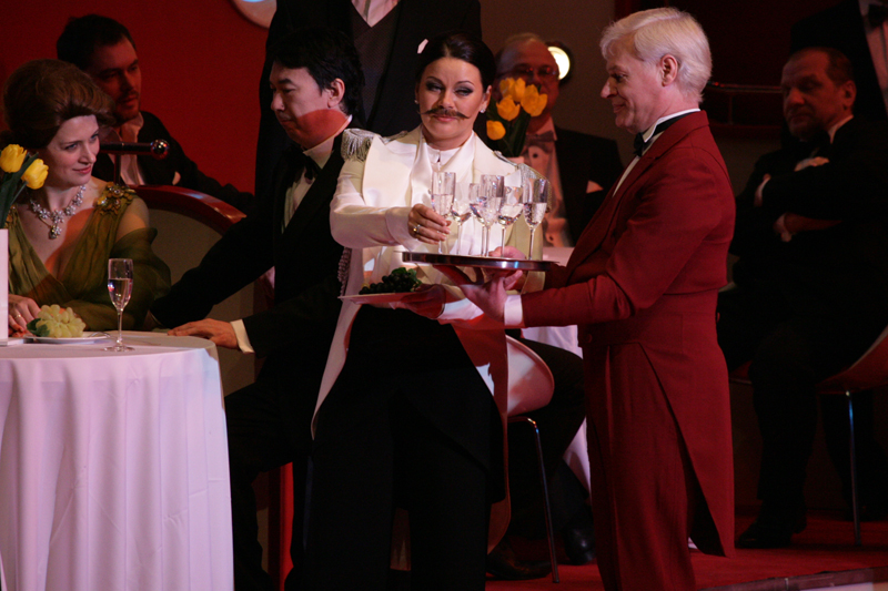 As Prince Orlofsky in Die Fledermaus. Photo by Damir Yusupov.