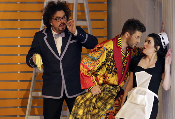 As Count Almaviva in Le Nozze di Figaro. Marat Gali as Basilio. Olga Kulchinskaya as Susanna. Photo by Damir Yusupov.