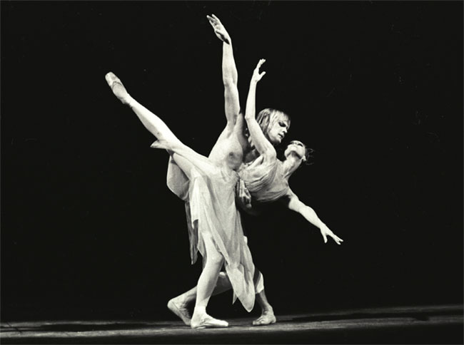 La rose malade.Opposite Alexander Godunov.Photo by Vladimir Pchelkin/ from M. Plisetskaya archive.