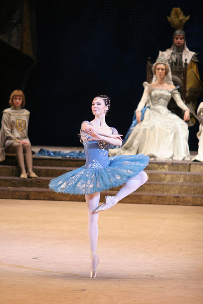 Maria Alexandrova as Raymonda.<br/>Photo by Elena Fetisova.