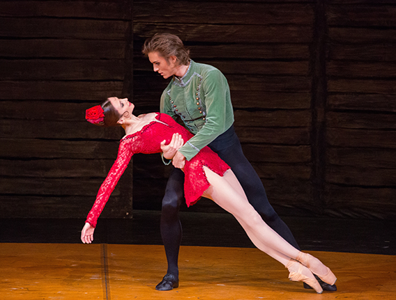 Svetlana Zakharova as Carmen. Denis Rodkin as Jose. Photo by Mikhail Logvinov.