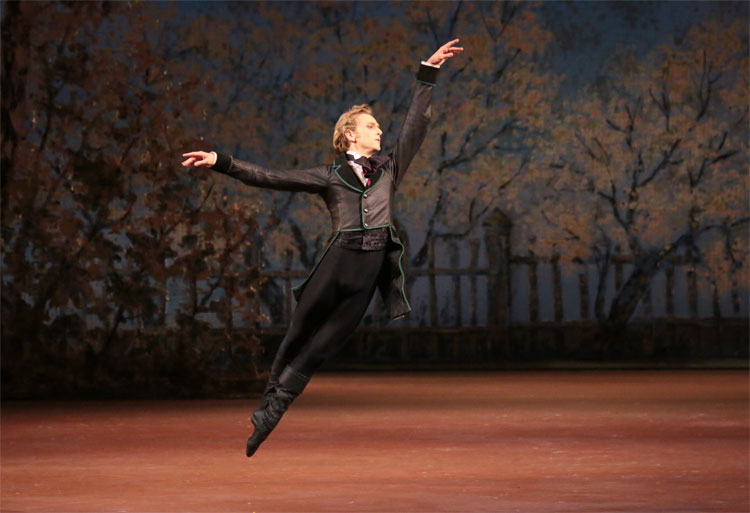 In the title part in Onegin. Photo by Damir Yusupov.