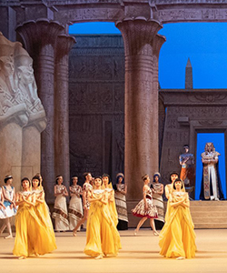 La Fille du Pharaon. Revival of the production