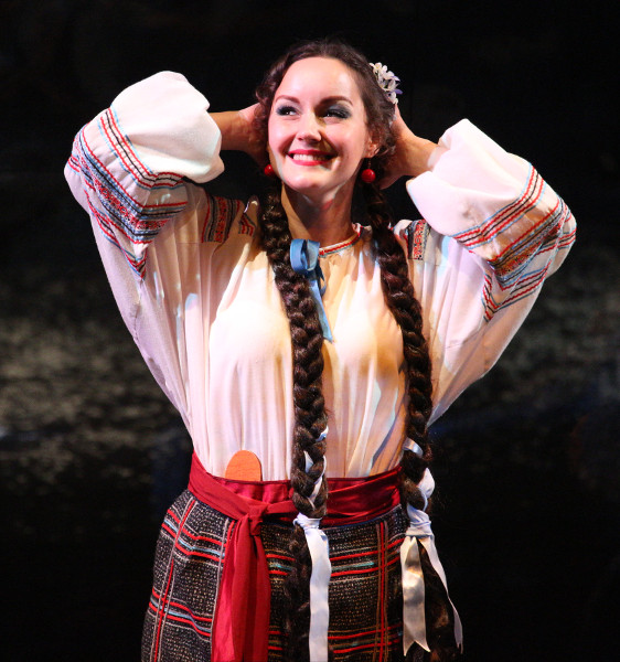 As Oksana in Cherevichki.   Photo by Vladimir Mayorov.