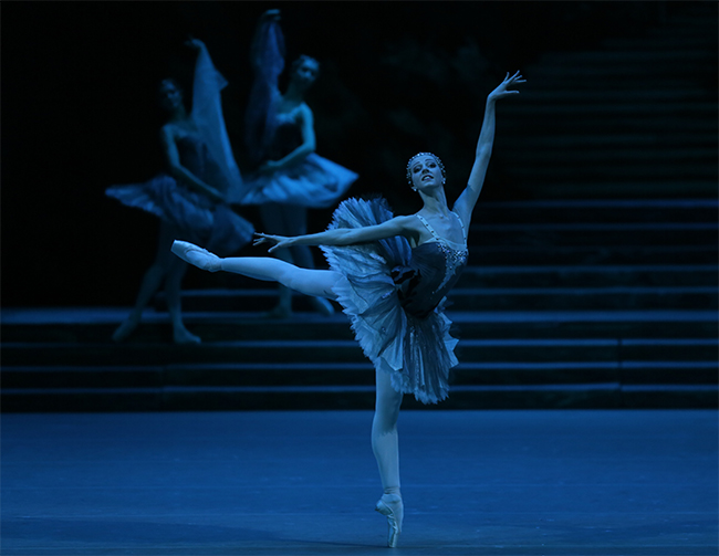 Raymonda. The 1st variation in Raymonda's daydreams scene. Photo by Damir Yusupov.