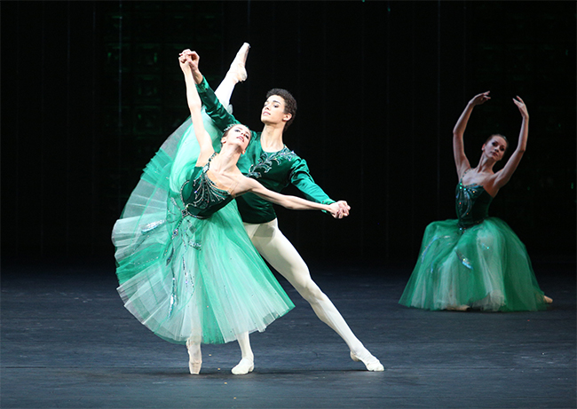 In the leading part in Emeralds. Opposite David Motta Soares. Photo by Elena Fetisova.