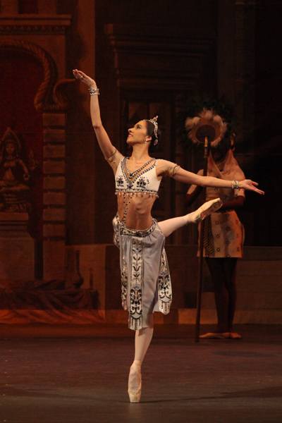 Maria Allash as Gamzatti.<br/>Photo by Damir Yusupov.