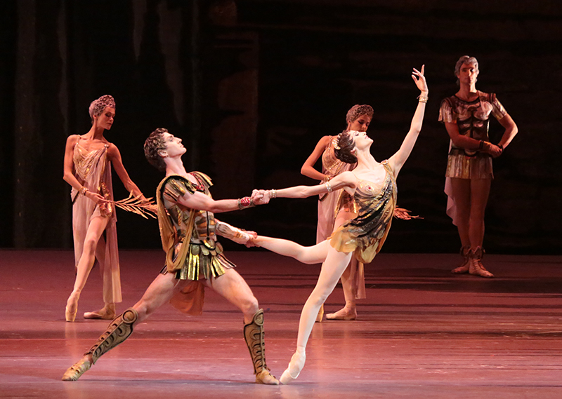 Svetlana Zakharova as Aegina. Vladislav Lantratov as Crassus. Photo by Damir Yusupov.