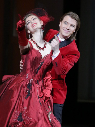 As Count Almaviva in Le nozze di Figaro.  Anna Kraynikova as Countess. Photo by Damir Yusupov.