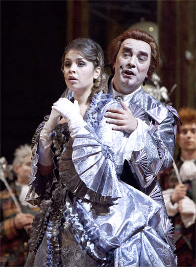 Alina Yarovaya as Sophie, Manfred Hemm as Baron Ochs von Lerchenau. Photo by Damir Yusupov.