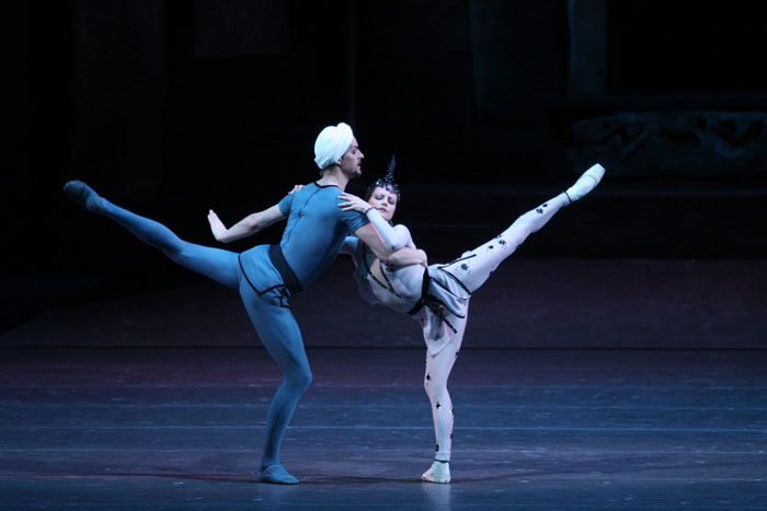 Nina Kaptsova as Princess Shireen.<br/> Alexander Volchkov as Ferkhad.<br/> Photo by Elena Fetisova.