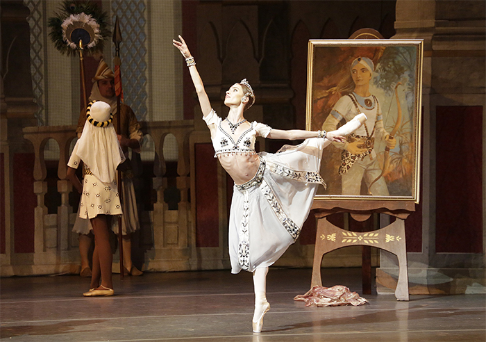 As Gamzatti in La Bayadere. Photo by Damir Yusupov.