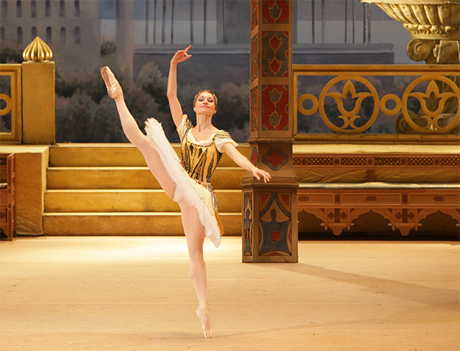 As Odalisque in Le Corsaire. Photo by Damir Yusupov.