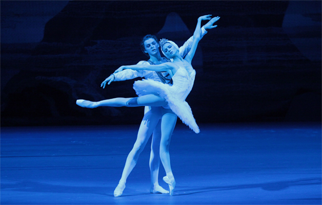 As Odette in Swan Lake. Alexander Volchkov as Prince Siegfried. Photo by Damir Yusupov.