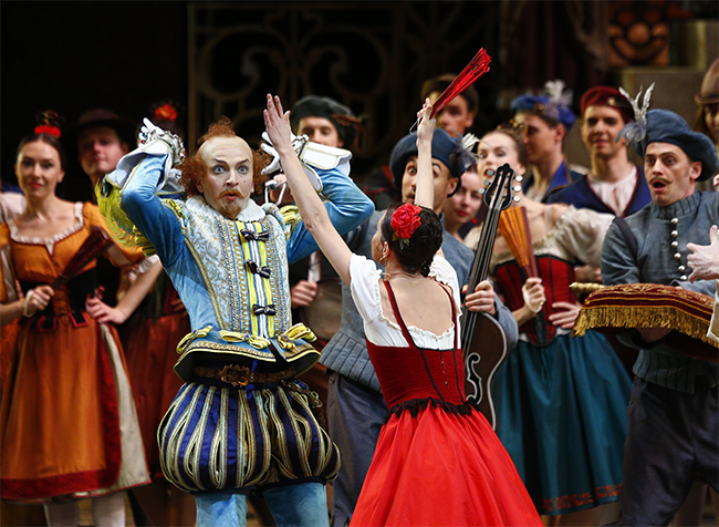 As Gamache in Don Quixote. Nina Kaptsova as Kitri. Photo by Damir Yusupov.