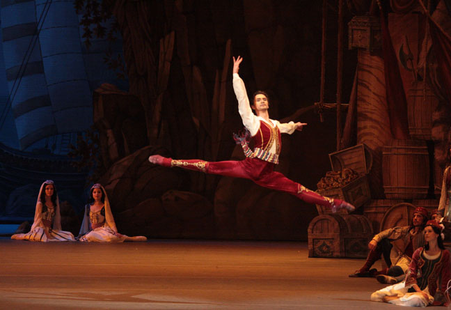 As Conrad in Le Corsaire. Photo by Damir Yusupov.