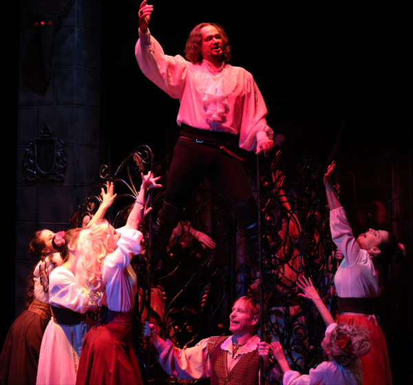 Roman Bobrov as Don Giovanni. <br> Photo: archive of the Boris Pokrovsky Musical Theatre. 