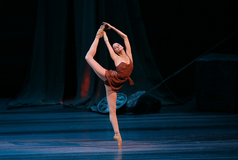 Anna Nikulina as Phrygia. Photo by Damir Yusupov.