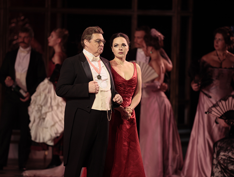 Alexander Naumenko as Baron Douphol.<br/>Anna Nechaeva as Violetta. <br/>Photo by Damir Yusupov.