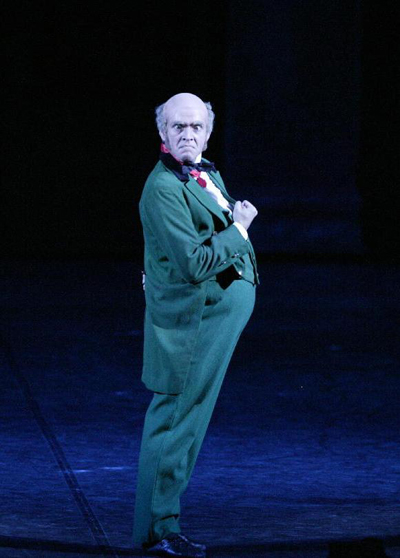 As Modest Alexeyevich in Anyuta.Photo by Damir Yusupov.