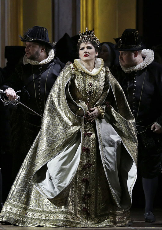 Dinara Alieva as Elisabeth of Valois. <br/>Photo by Damir Yusupov.