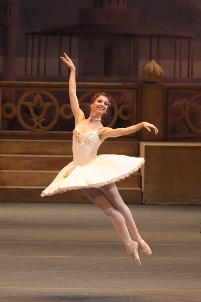 As Gulnare in Le Corsaire. Photo by Damir Yusupov.