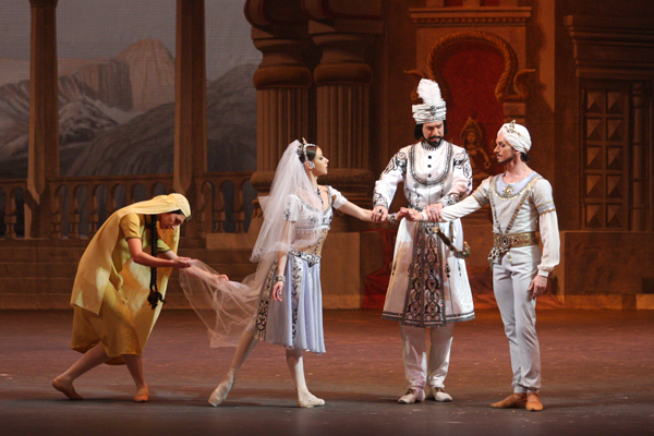 Kristina Karasyova as Aya. Kristina Kretova as Gamzatti.<br/>Alexei Loparevich as Dugmanta. Dmitry Gudanov as Solor. Photo by Elena Fetisova.