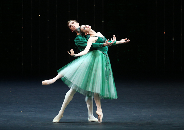 In the leading part in Emeralds. Opposite Vladislav Kozlov. Photo by Elena Fetisova.