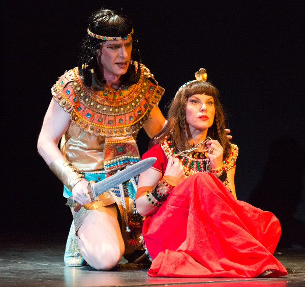 As Cleopatra in Giulio Cesare and Cleopatra. German Yukavsky as Tolomeo, King of Egypt.  Photo by Vladimir Mayorov.