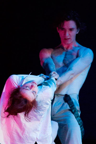 Ekaterina Krysanova as Katharina.<br/>Vladislav Lantratov as Petruchio.<br/>Photo by Mikhail Logvinov.