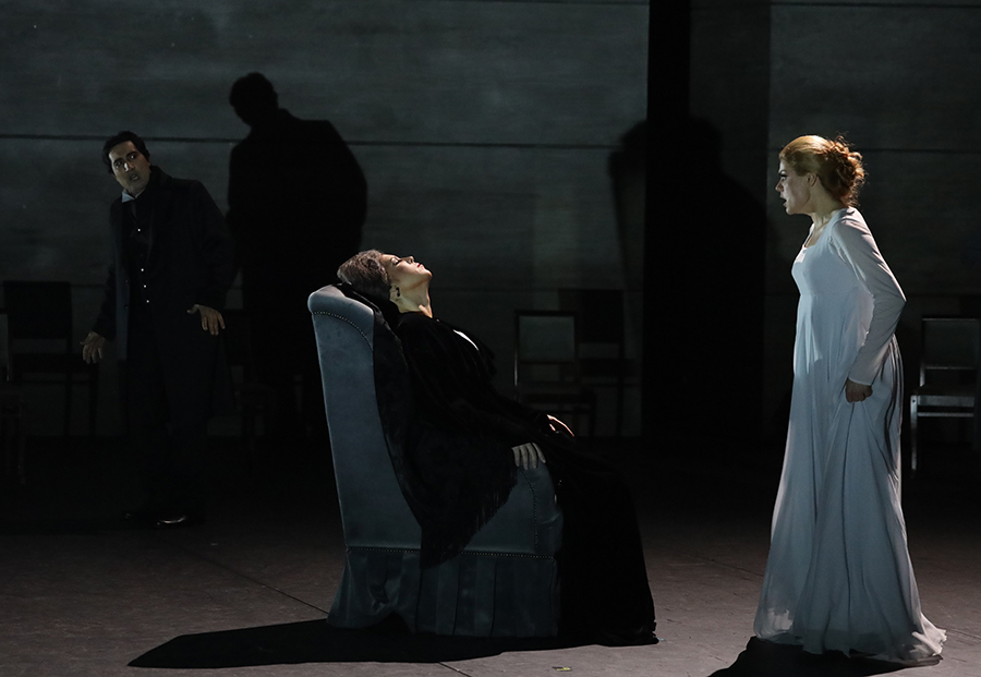 Nazhmiddin Mavlyanov as Herman. <br/> Elena Manistina as Countess. <br/>Maria Lobanova as Liza.<br/>Photo by Damir Yusupov.