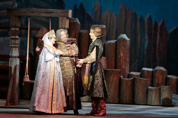  Irina Bozhenko as Marfa.<br/>Alexander Naumenko as Sobakin.<br/>Bogdan Volkov as Lykov.<br/>Photo by Damir Yusupov.