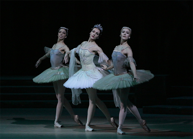 Yulia Stepanova as Raymonda.<br/>Bruna Cantanhede Gaglianone, Yanina Parienko as Clemence and Henriette.<br/>Photo by Damir Yusupov.