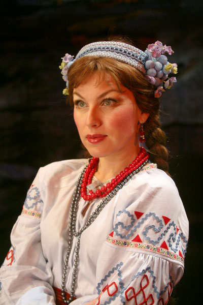 As Oksana in Cherevichki. Photo: archive of the Boris Pokrovsky Musical Theatre.