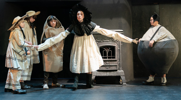 As Rowan in The Little Sweep. Children’s roles: members Children’s Group of the Chamber Stage.Photo by Pavel Rychkov.  