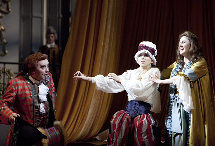 Manfred Hemm as Baron Ochs von Lerchenau, Alexandra Kadurina as Octavian, Ekaterina Godovanets as Marschallin. Photo by Damir Yusupov.