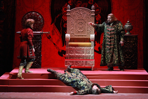 <br/>Alexandra Kadurina as Fyodor.<br/>Dmitry Beloselsky as Boris Godunov.<br/>Mikhail Gubsky as Shuisky.<br/>Photo by Damir Yusupov.