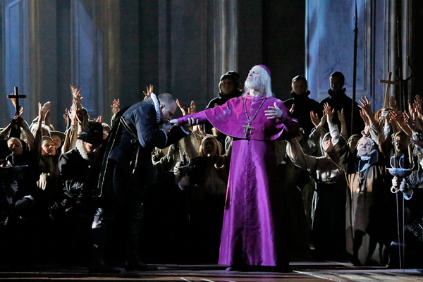 Dmitry Beloselsky as Philip II.<br/>Vyacheslav Pochapsky as the Grand Inquisitor.<br/>Photo by Damir Yusupov.